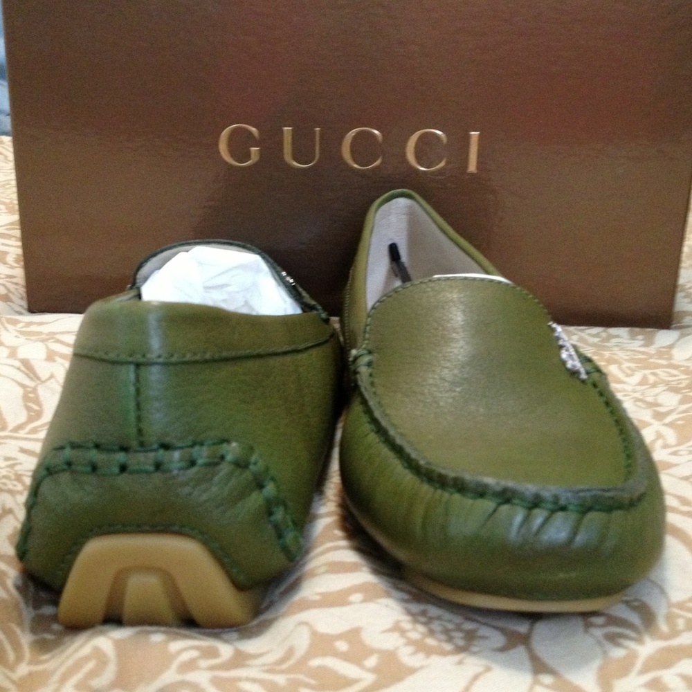 Gucci NWOT driving moccasins new in box